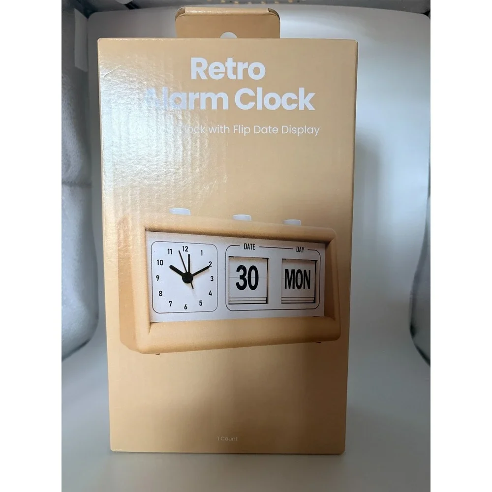 Retro Alarm‎ Clock - Analog Clock with Flip Date Display - NIB